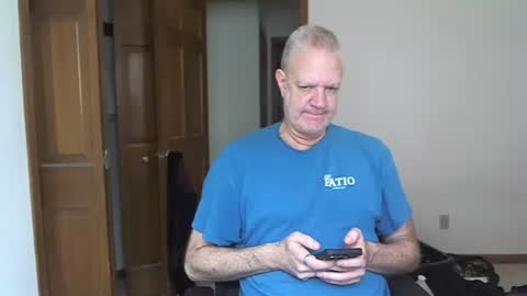 Snapshot of nakedilmale chatting on 05.18.26 Tip 100 for my full real name online show from 05.18.26