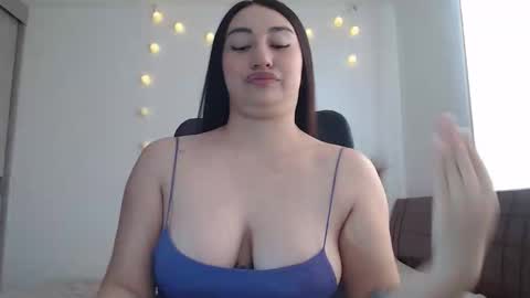 Snapshot of nala_foster chatting on 05.22.26 Nala online show from 05.22.26