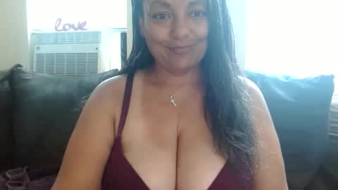 Snapshot of nala_thickk chatting on 05.08.26 Nala Thickk online show from 05.08.26