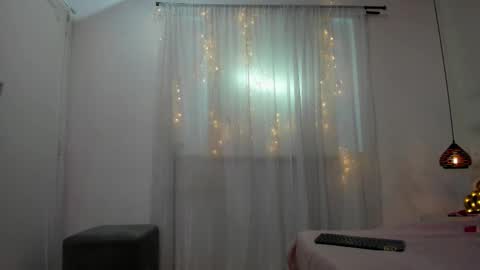 nalamittens online show from 02.12.25