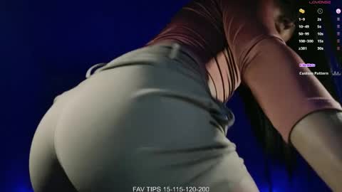 Onlyf4s nalalan29 online show from 05.01.26