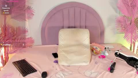 Snapshot of nalapalmer chatting on 07.27.26 nalapalmer online show from 07.27.26
