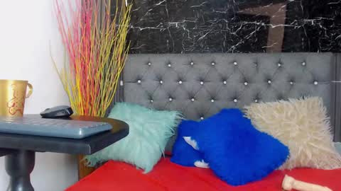 NALAROY online show from 12.05.24