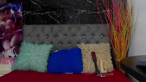 NALAROY online show from 01.08.25