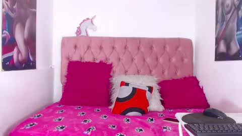 NALAROY online show from 10.31.25