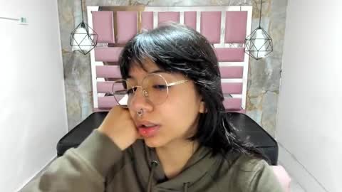 nami_usagi online show from 12.11.24