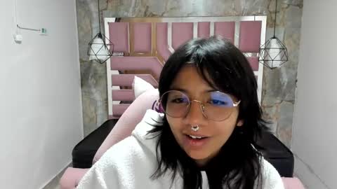 nami_usagi online show from 12.12.24