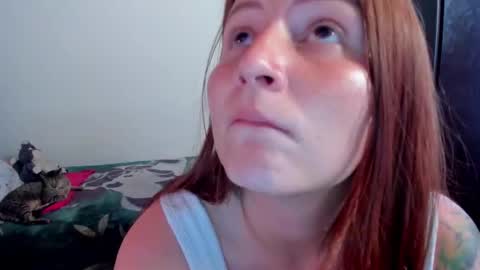 Snapshot of namibecker chatting on 01.27.25 Nami online show from 01.27.25