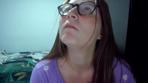 Snapshot of namibecker chatting on 02.07.25 Nami online show from 02.07.25