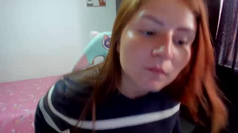 Snapshot of namibecker chatting on 03.08.25 Nami online show from 03.08.25