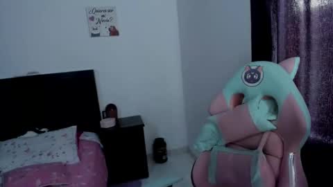 Snapshot of namibecker chatting on 10.23.25 Nami online show from 10.23.25