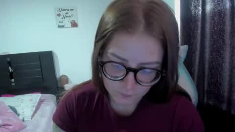 Snapshot of namibecker chatting on 12.04.25 Nami online show from 12.04.25