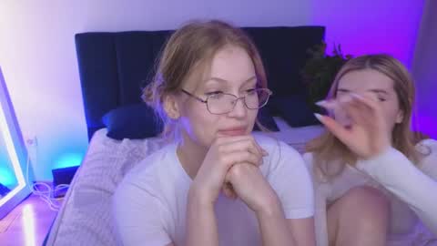 Snapshot of nanami_v02 chatting on 02.15.25 Maeve online show from 02.15.25