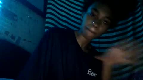 Snapshot of nanaonn chatting on 11.19.25 nanaonn online show from 11.19.25