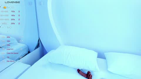 NanaOsaky online show from 01.28.25