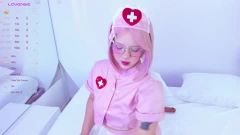 NanaOsaky online show from 02.15.25