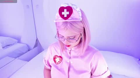 NanaOsaky online show from 09.12.25