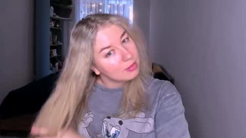 Snapshot of nancysanders chatting on 04.24.26 Nancy online show from 04.24.26