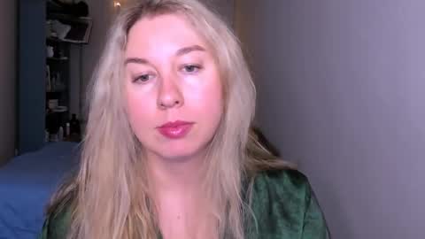 Snapshot of nancysanders chatting on 06.07.26 Nancy online show from 06.07.26