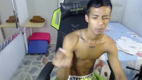 nando_col online show from 10.01.25