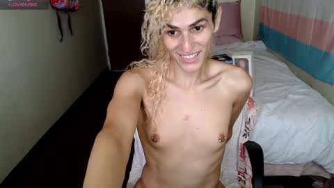 Snapshot of nanikitty69 chatting on 12.20.24 Nanki Teresa online show from 12.20.24