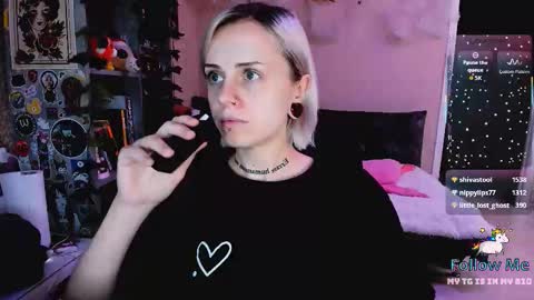 Monday-Friday 12-4 AM and 6-9 AM New York time online show from 11.23.25