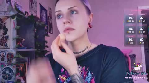 Monday-Friday 12-4 AM and 6-9 AM New York time online show from 03.06.26