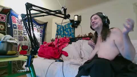 Snapshot of nannabaldur chatting on 12.14.24 Nanna Baldur online show from 12.14.24