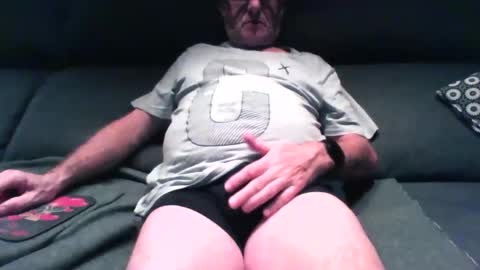 nano22968832 online show from 11.09.25