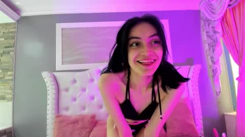 naomi online show from 10.08.25