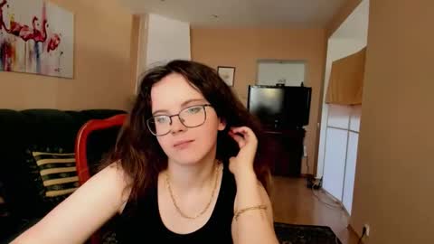 Snapshot of naomi_di chatting on 06.05.26 naomi_di online show from 06.05.26