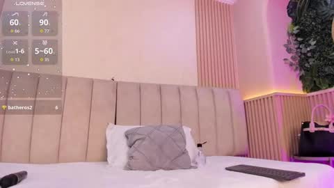 Naomi online show from 03.25.26