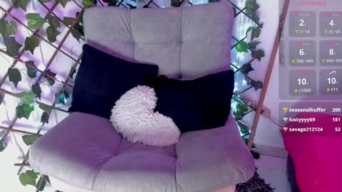 naomi_kobayashi online show from 12.15.24