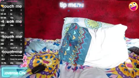 Snapshot of naomi_powel chatting on 04.04.26 naomi_powel online show from 04.04.26