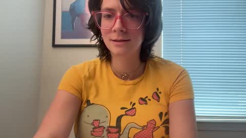 Snapshot of naomi_reahs chatting on 11.25.25 Naomi Reah online show from 11.25.25