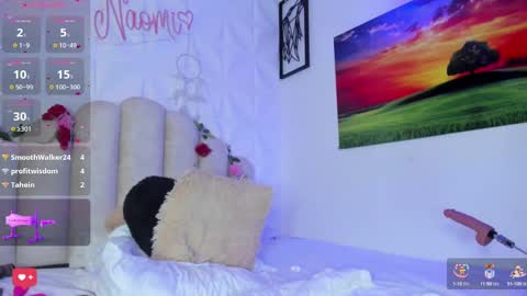 Snapshot of naomiasha_ chatting on 01.19.25    online show from 01.19.25