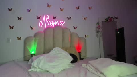 Snapshot of naomiasha_ chatting on 09.27.25    online show from 09.27.25