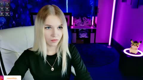 naomihita online show from 04.18.26