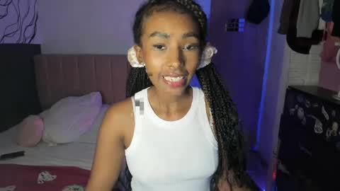 Snapshot of naomii1020 chatting on 03.06.25 Naomii online show from 03.06.25