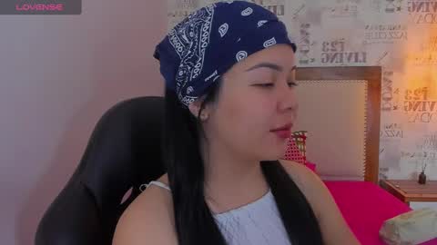 Snapshot of naomijohnson1 chatting on 12.05.24 Naomi online show from 12.05.24