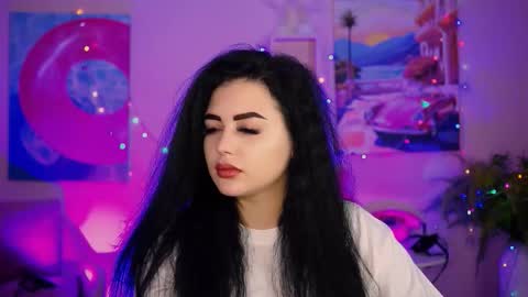 naomiwilsons online show from 10.13.25