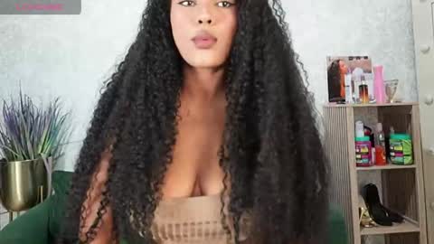 Naomi     online show from 04.17.26