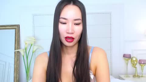 Naomi online show from 12.24.24