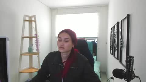 naomy online show from 10.22.25