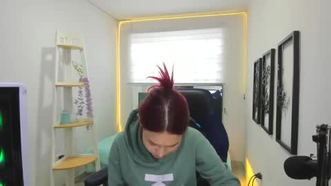 naomy online show from 11.01.25