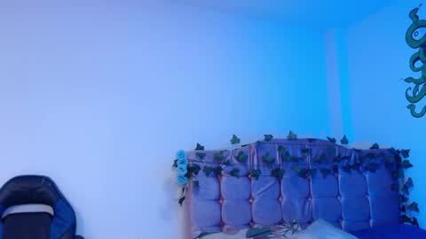 Nao online show from 12.04.25