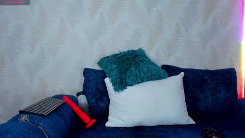 Naomy Cole online show from 01.26.25