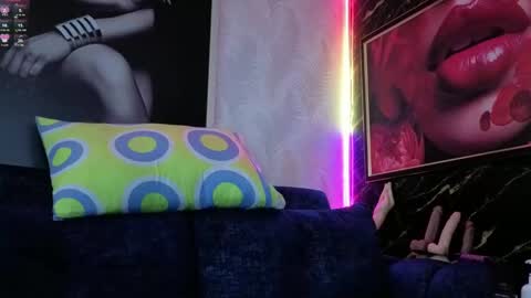 Naomy Cole online show from 10.29.25