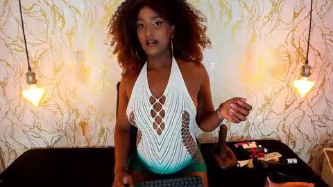Naomy online show from 10.02.25