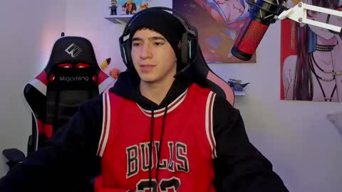 Snapshot of naranjo_seb chatting on 01.15.25 sebastian online show from 01.15.25